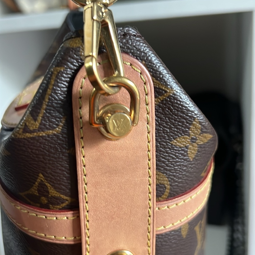 LOUIS VUITTON Monogram Duffel bag Hand Bag 2way - Picture 13 of 17